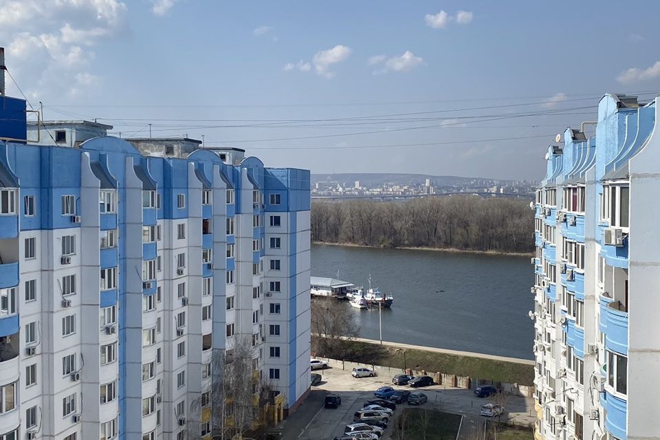 Продаётся 3-комнатная квартира, 80 м²