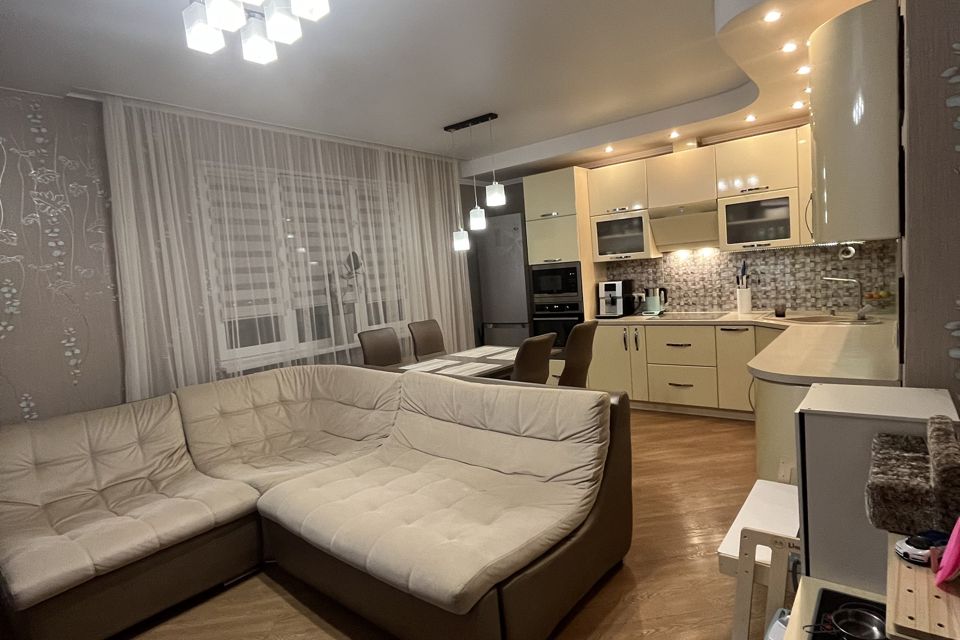 Продаётся 2-комнатная квартира, 65.6 м²