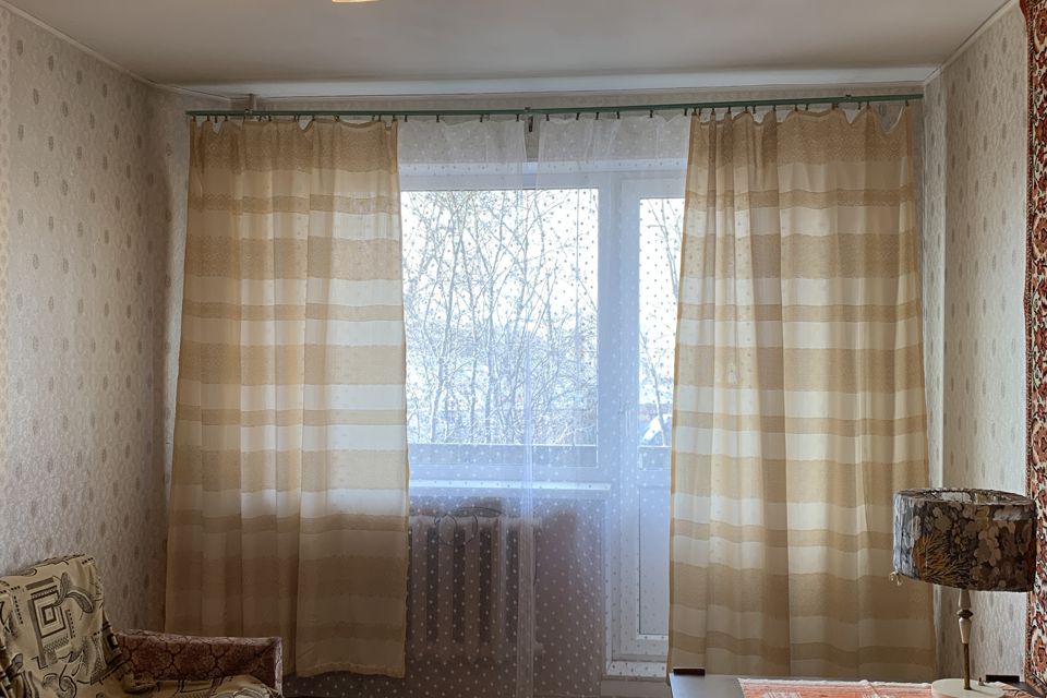 Продаётся 3-комнатная квартира, 61.9 м²