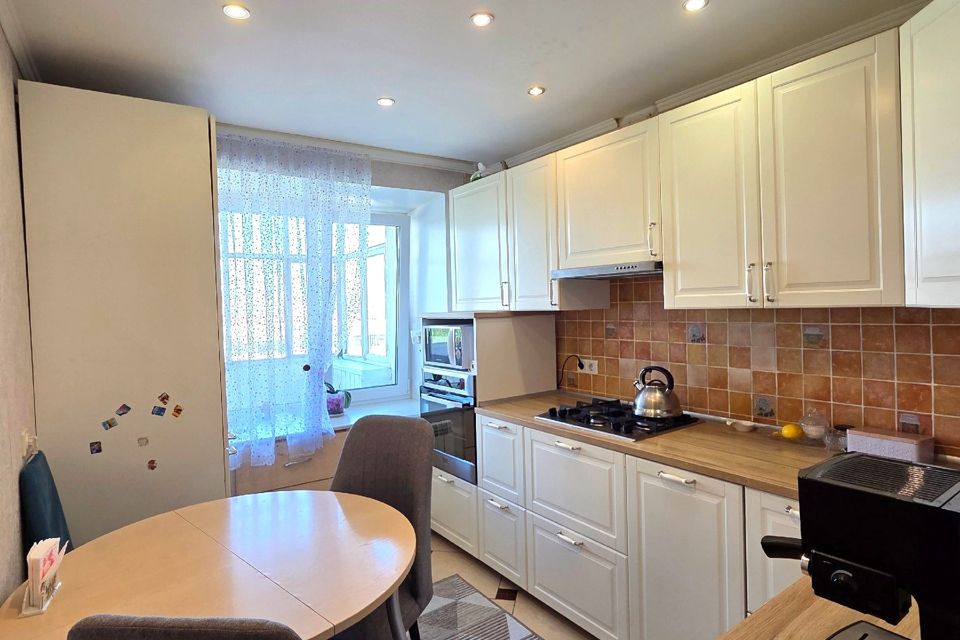 Продаётся 3-комнатная квартира, 68.7 м²