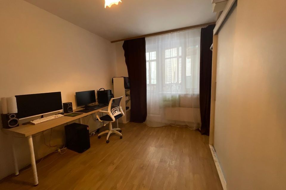 Продаётся 1-комнатная квартира, 37.6 м²