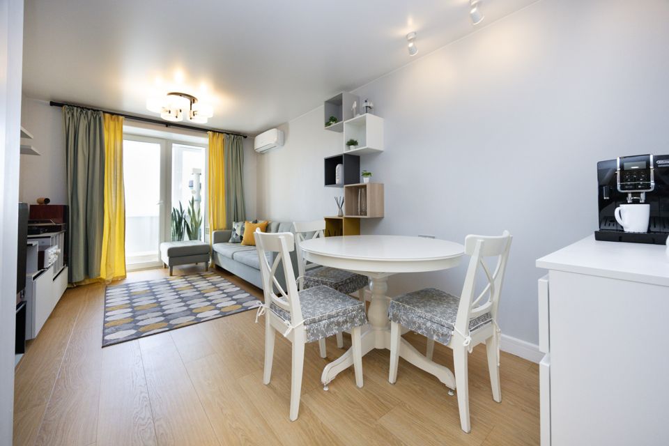 Продаётся 1-комнатная квартира, 42.5 м²