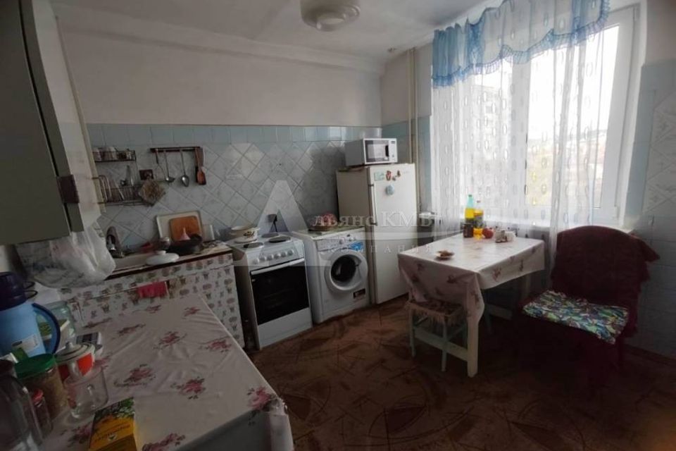 Продаётся 3-комнатная квартира, 70.5 м²