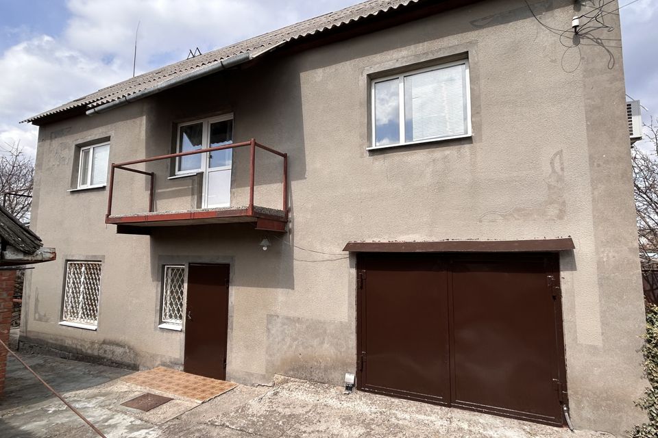 Продаётся 2-этажный дом, 170 м²