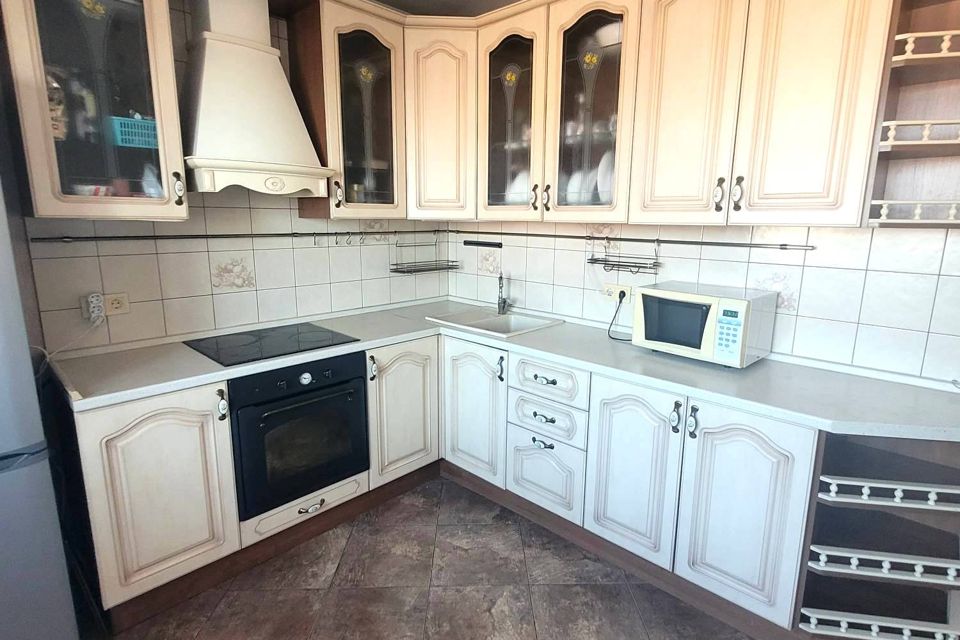 Продаётся 2-комнатная квартира, 60.6 м²