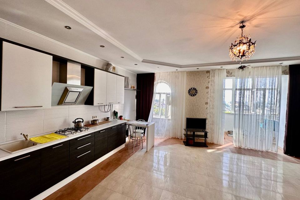 Продаётся 2-комнатная квартира, 70 м²