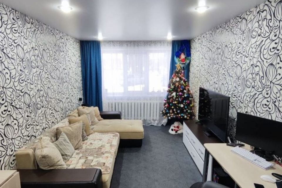Продаётся 3-комнатная квартира, 57.7 м²