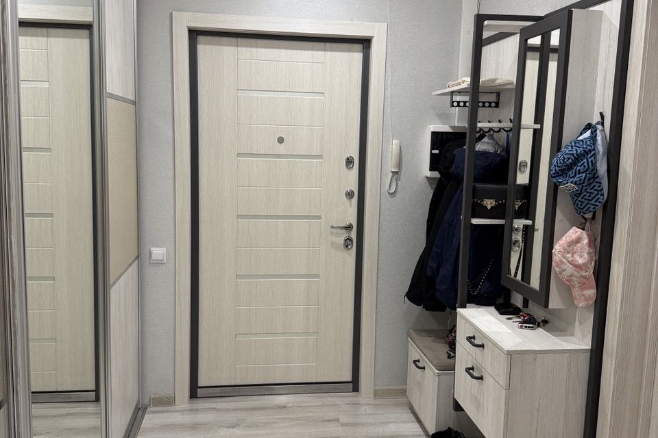Продаётся 2-комнатная квартира, 64.8 м²