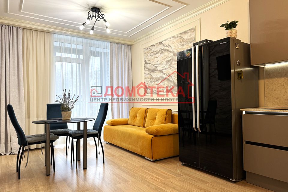 Продаётся 3-комнатная квартира, 103 м²