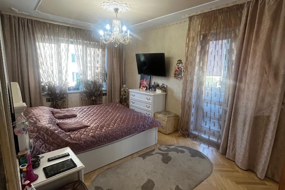 Продаётся 3-комнатная квартира, 72.9 м²