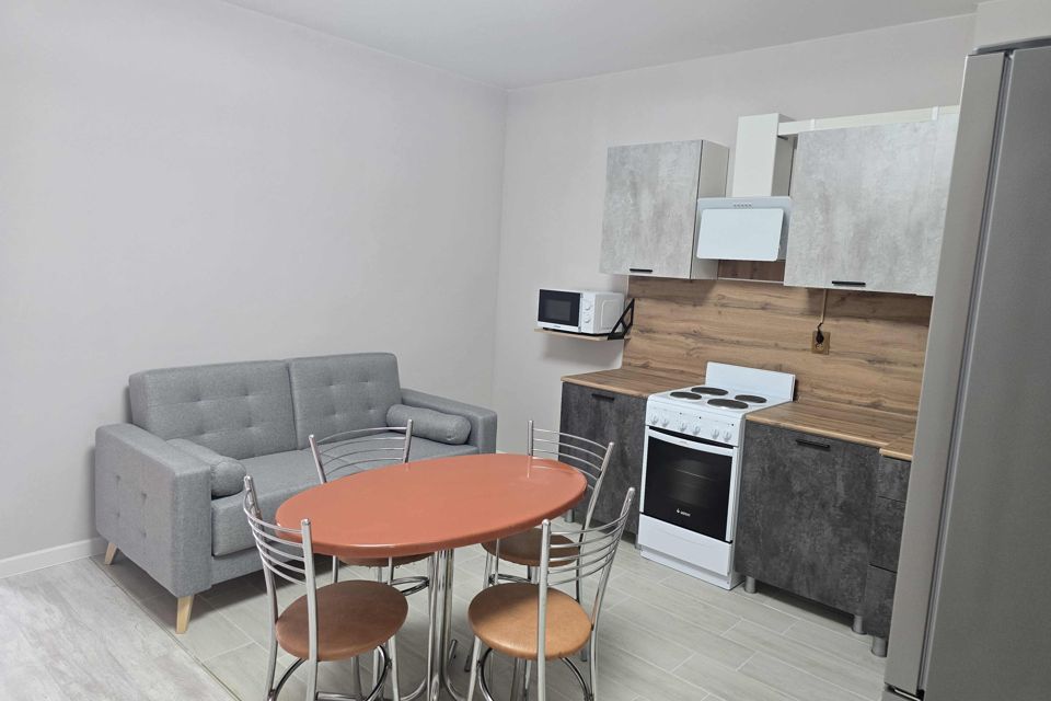 Сдаётся 1-комнатная квартира, 49.5 м²