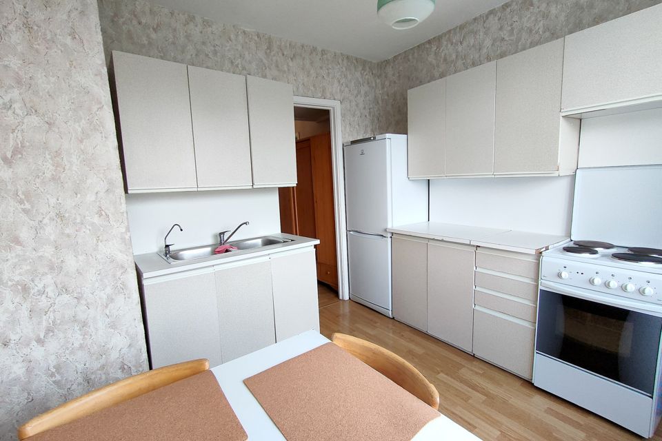 Продаётся 3-комнатная квартира, 64 м²