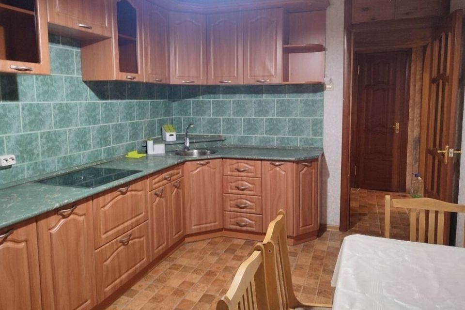 Сдаётся 1-комнатная квартира, 50.7 м²