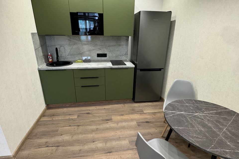 Продаётся 1-комнатная квартира, 38 м²