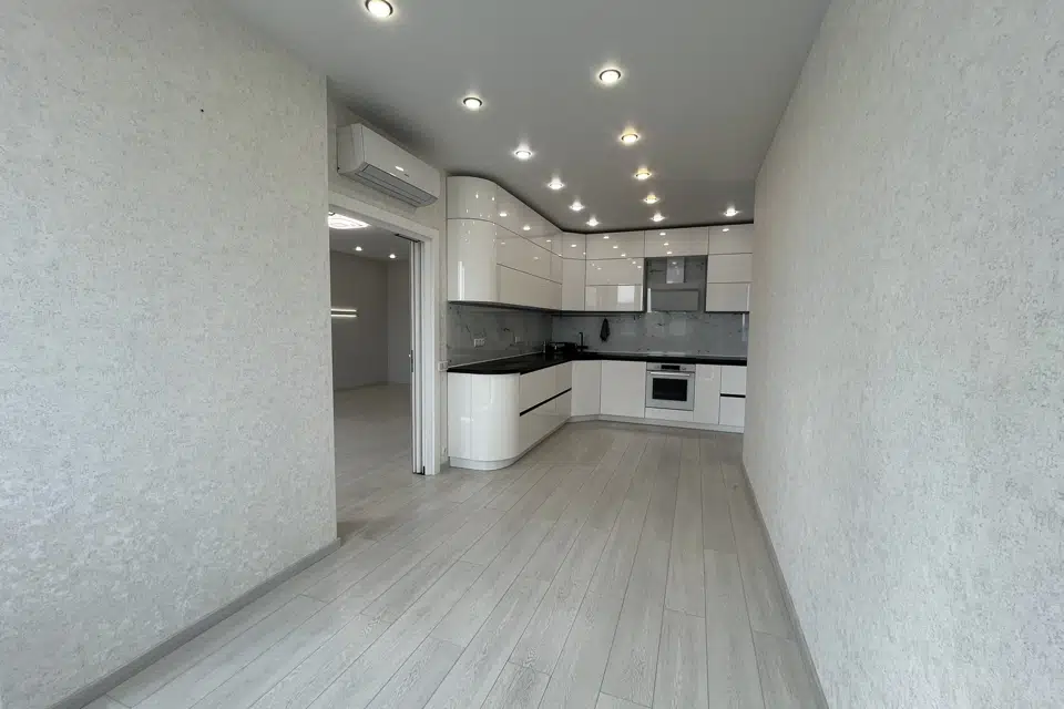 Продаётся 4-комнатная квартира, 146.5 м²