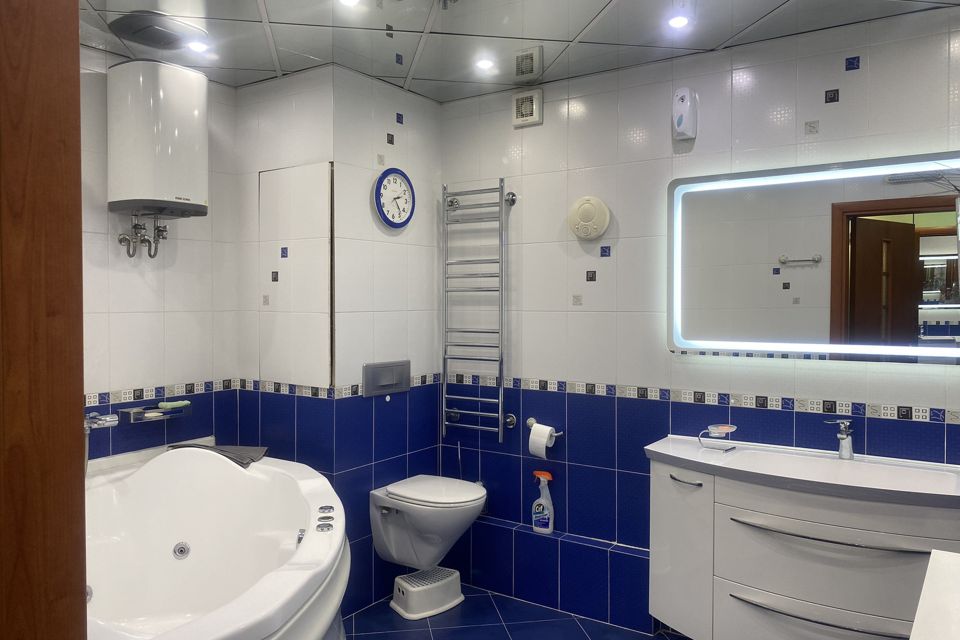 Сдаётся 4-комнатная квартира, 90 м²