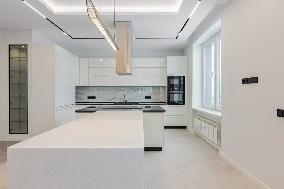 Продаётся 4-комнатная квартира, 135.3 м²
