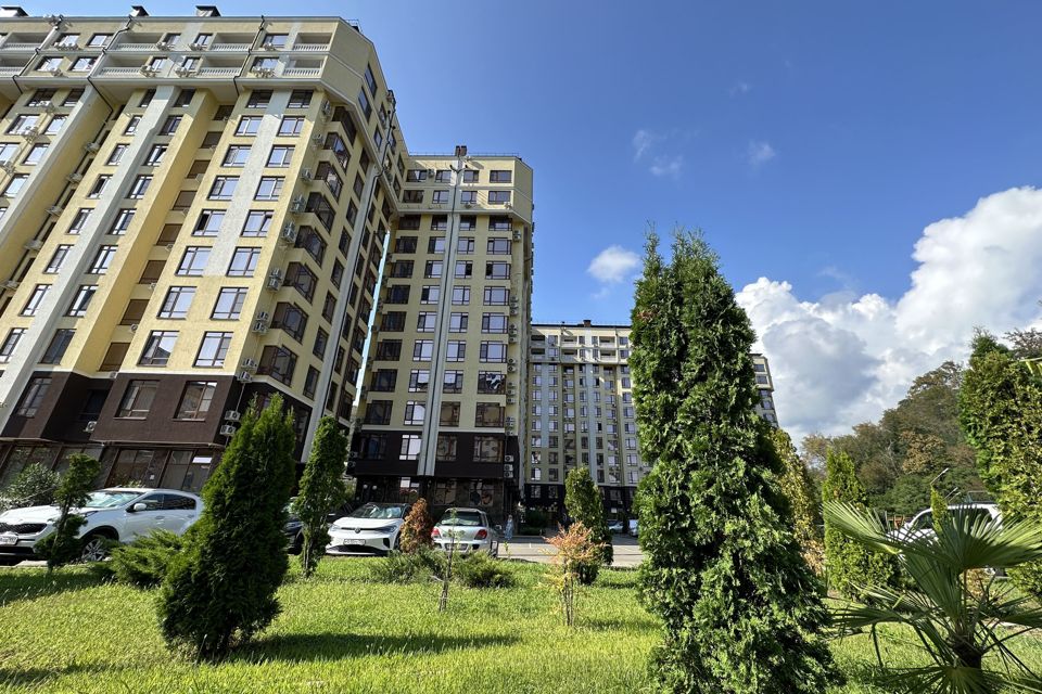 Продаётся 1-комнатная квартира, 42 м²