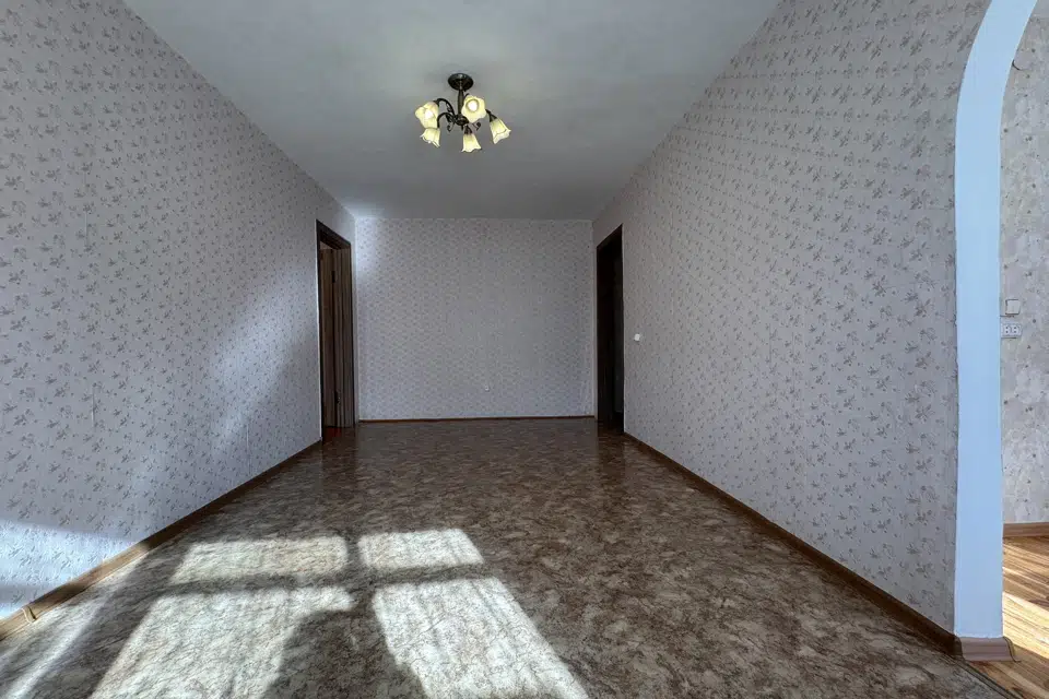 Продаётся 2-комнатная квартира, 42 м²