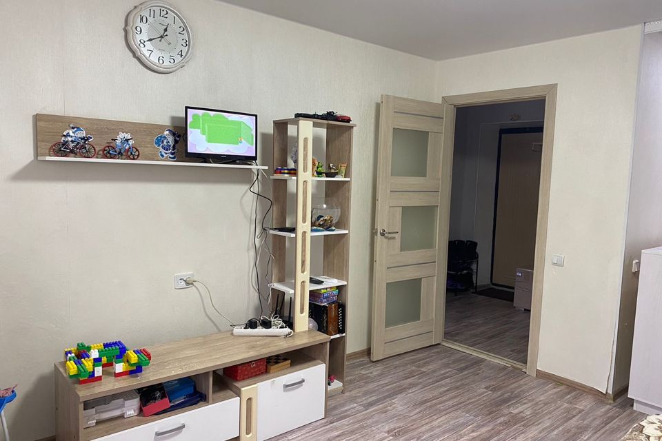 Продаётся 1-комнатная квартира, 35.8 м²
