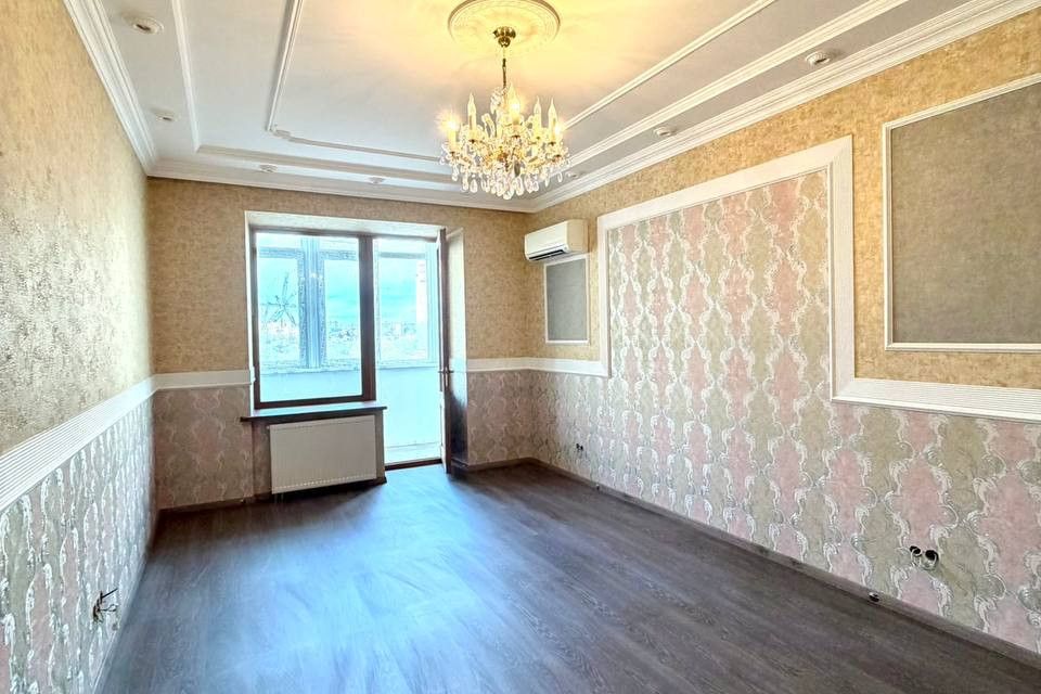 Продаётся 4-комнатная квартира, 148.9 м²