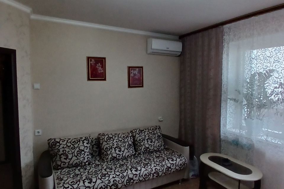 Продаётся 1-комнатная квартира, 40.3 м²