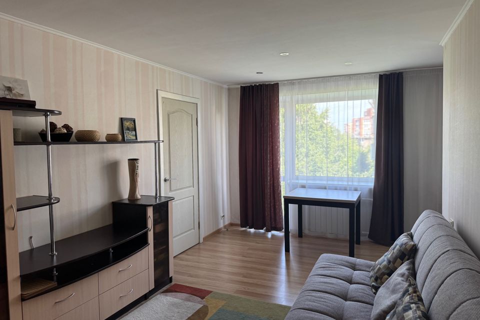 Продаётся 3-комнатная квартира, 56 м²