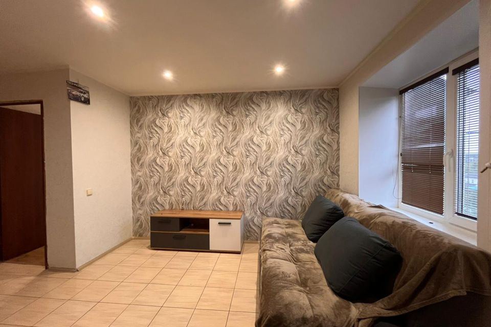 Продаётся 2-комнатная квартира, 40.9 м²