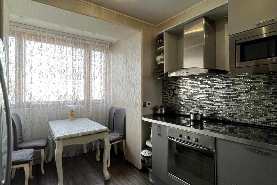 Продаётся 3-комнатная квартира, 62 м²