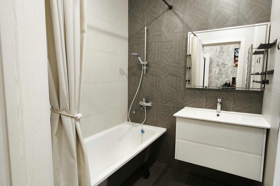 Продаётся 2-комнатная квартира, 75.5 м²