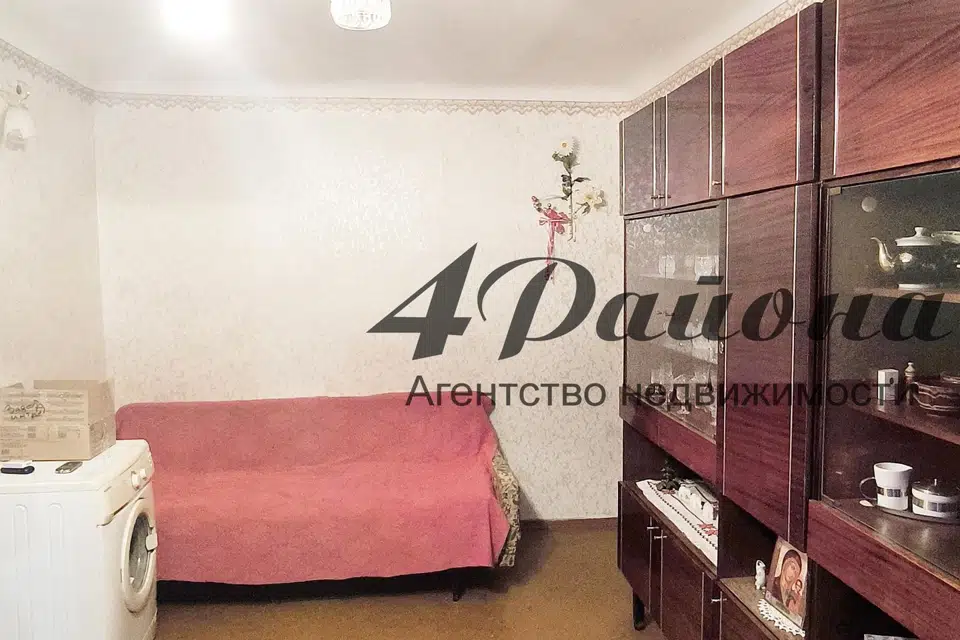 Продаётся 3-комнатная квартира, 57.8 м²