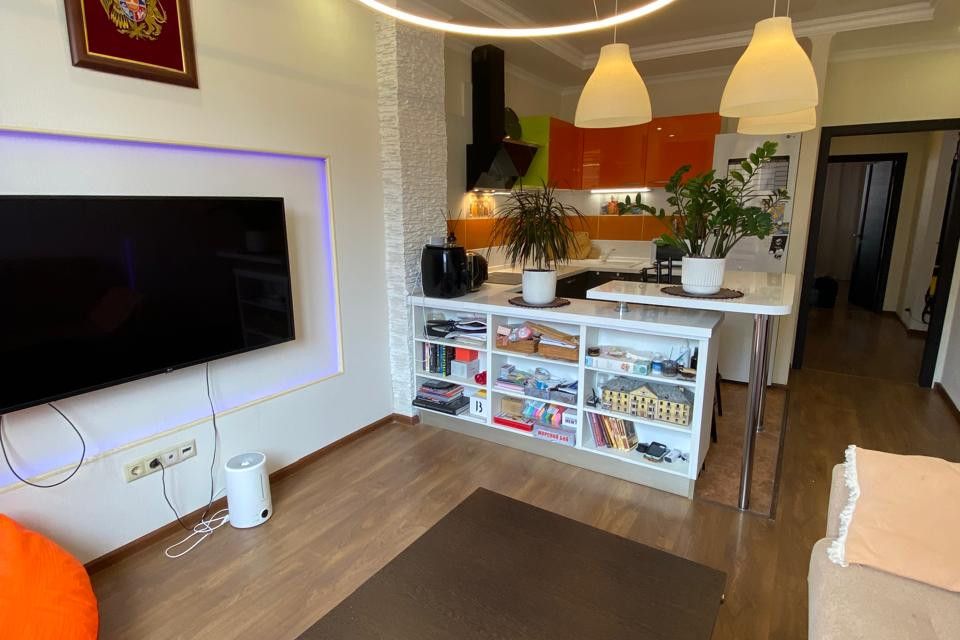 Продаётся 1-комнатная квартира, 50 м²