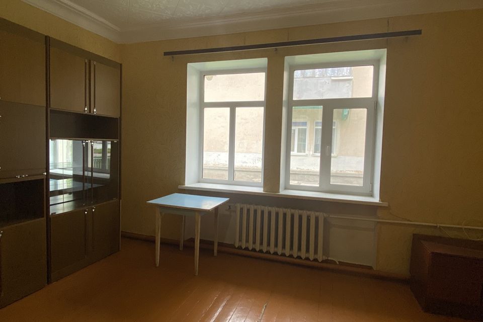 Продаётся 3-комнатная квартира, 65 м²