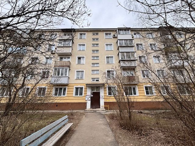 Продаётся 2-комнатная квартира, 43.8 м²