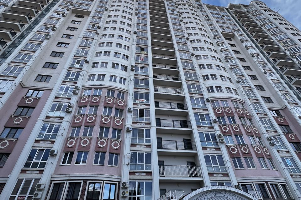 Продаётся 3-комнатная квартира, 96.4 м²