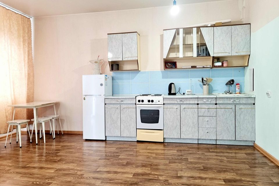 Сдаётся 1-комнатная квартира, 40 м²