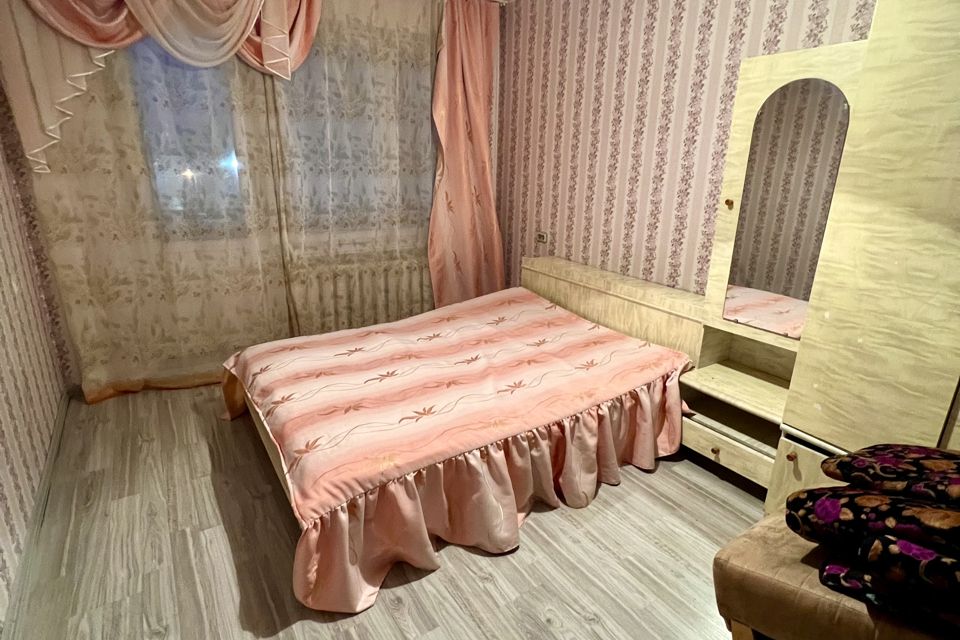 Продаётся 4-комнатная квартира, 75.3 м²