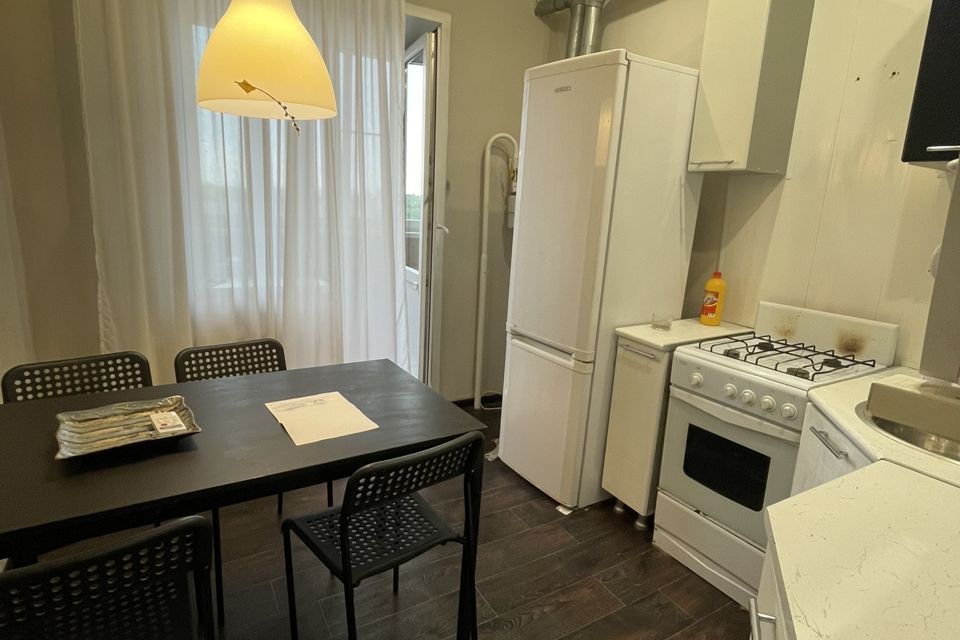 Продаётся 1-комнатная квартира, 37.2 м²