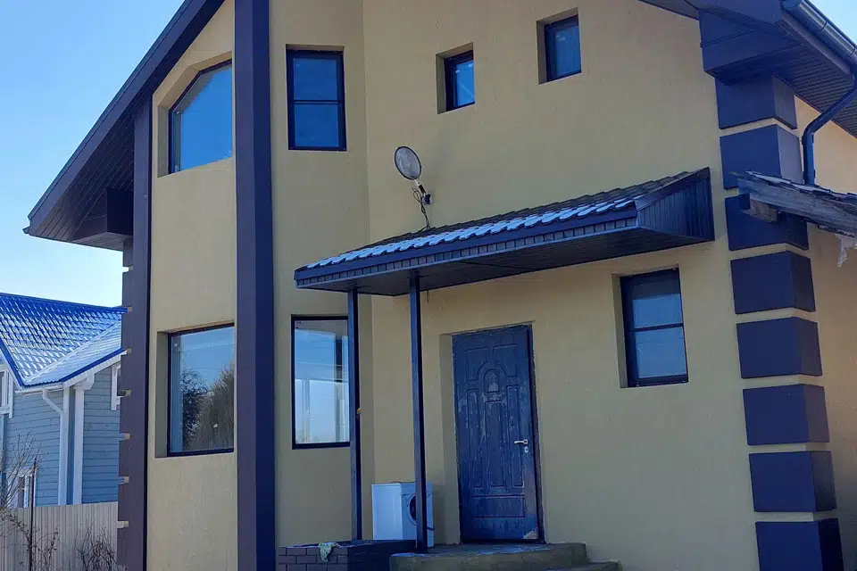 Продаётся 2-этажный дом, 173.5 м²