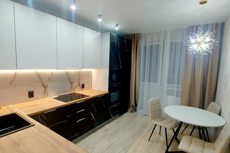 Продаётся 2-комнатная квартира, 57 м²