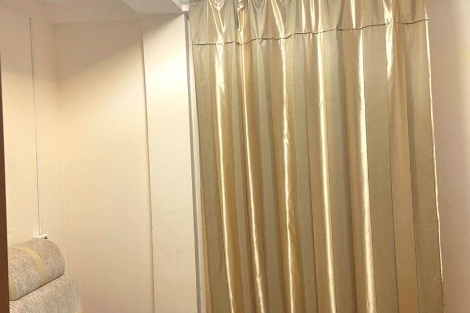 Продаётся 1-комнатная квартира, 38 м²