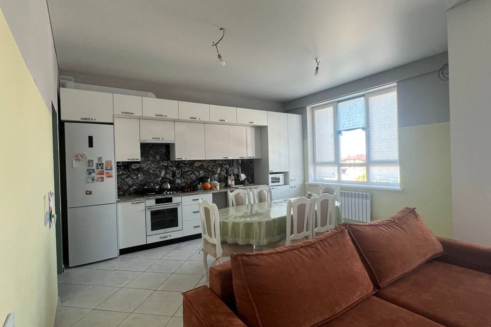 Продаётся 3-комнатная квартира, 92.2 м²