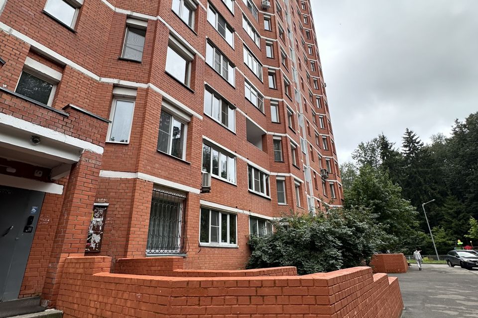Продаётся 1-комнатная квартира, 42.4 м²