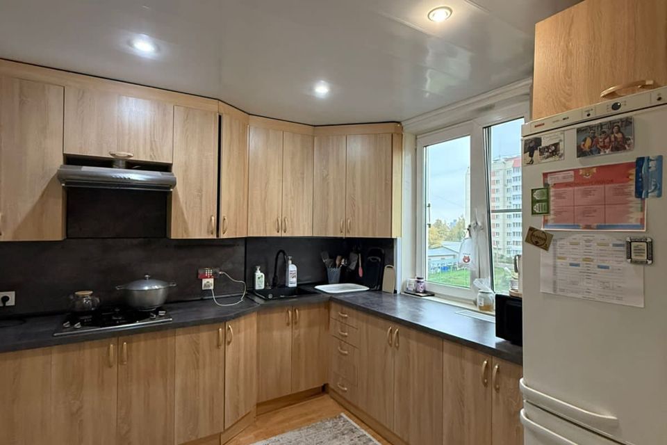 Продаётся 3-комнатная квартира, 67.9 м²