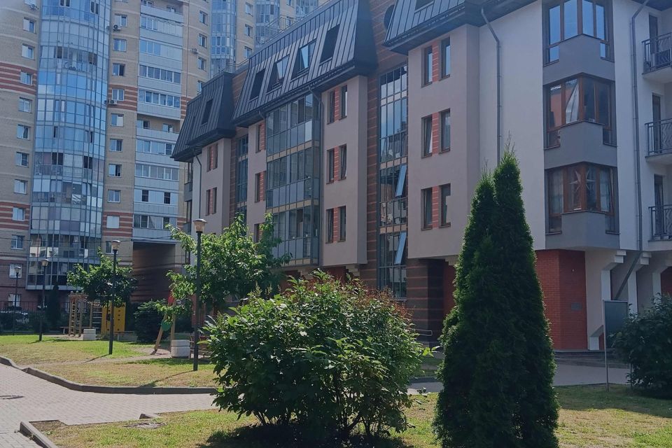Продаётся 3-комнатная квартира, 91.8 м²