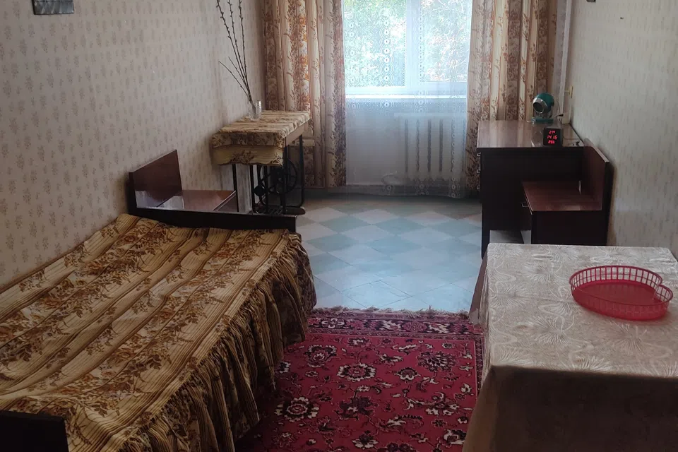 Продаётся 3-комнатная квартира, 57 м²