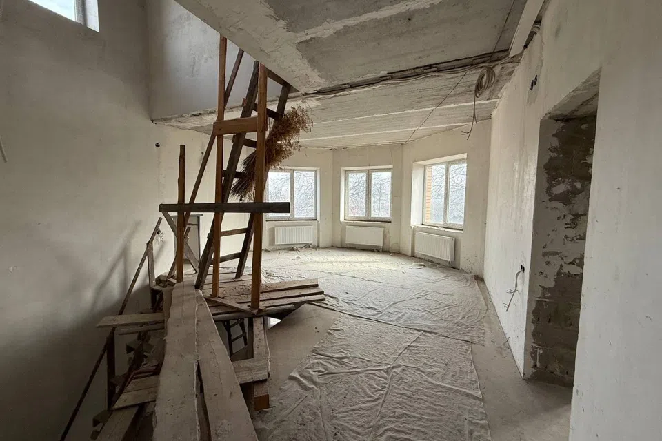 Продаётся 2-этажный дом, 450 м²
