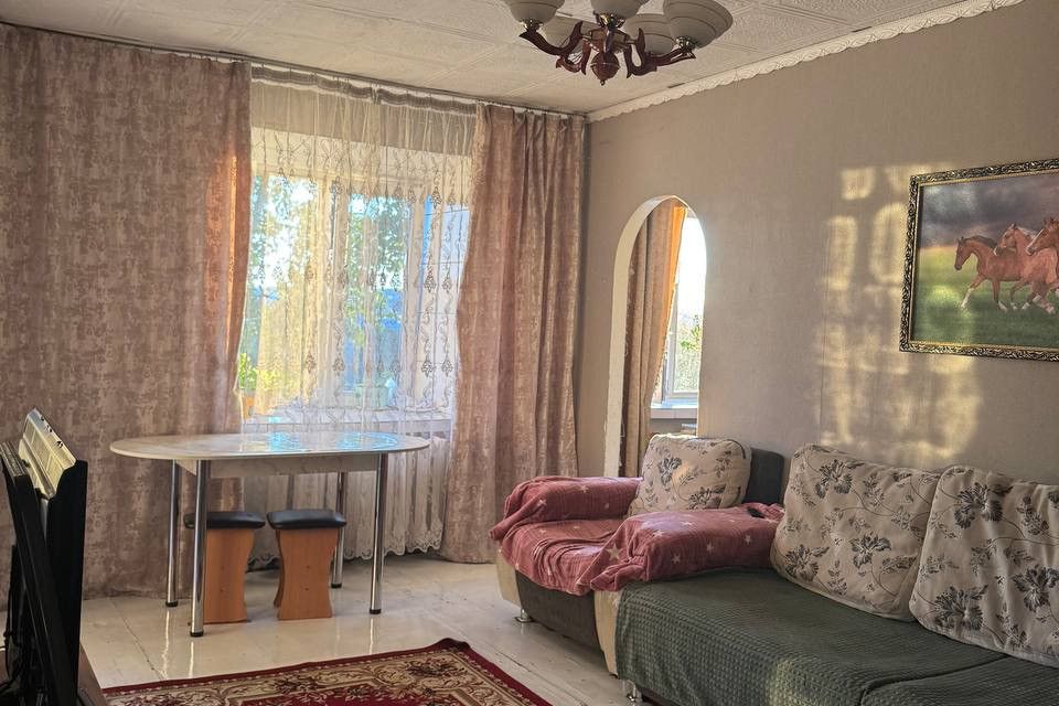 Продаётся 3-комнатная квартира, 60 м²