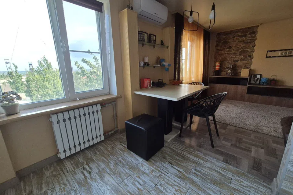 Продаётся 2-комнатная квартира, 48.3 м²