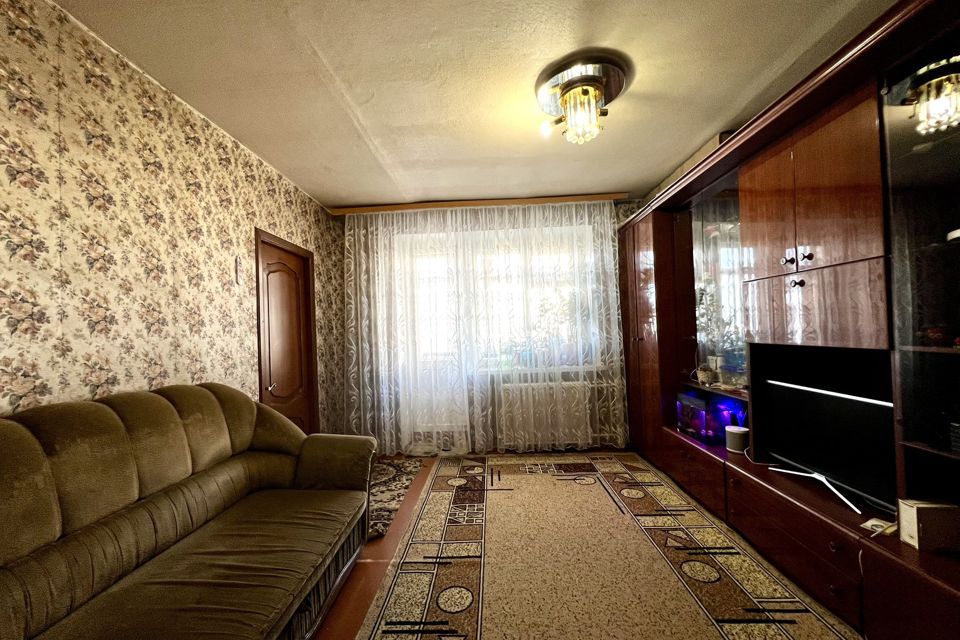 Продаётся 3-комнатная квартира, 56.1 м²